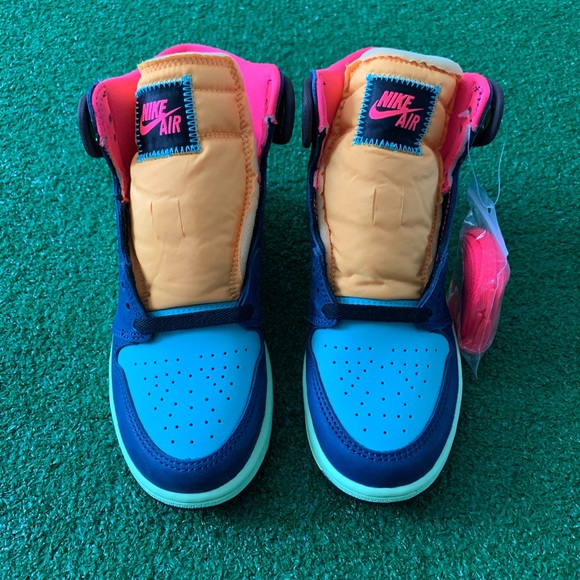 -Edm- 🍉Air Jordan 1 High ‘Royal Toe’ (WMNS 6) - Picture 3 of 10